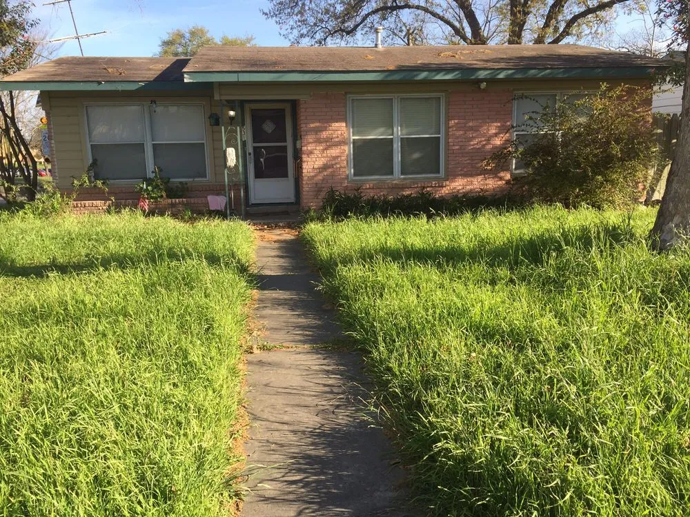 Local outdoor landscaping in San Antonio, TX by Bexar Mowing