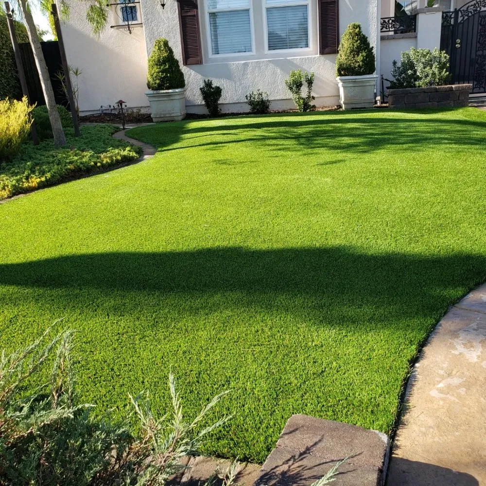Custom landscaping services experts serving Simi Valley, CA - Beyondscapes