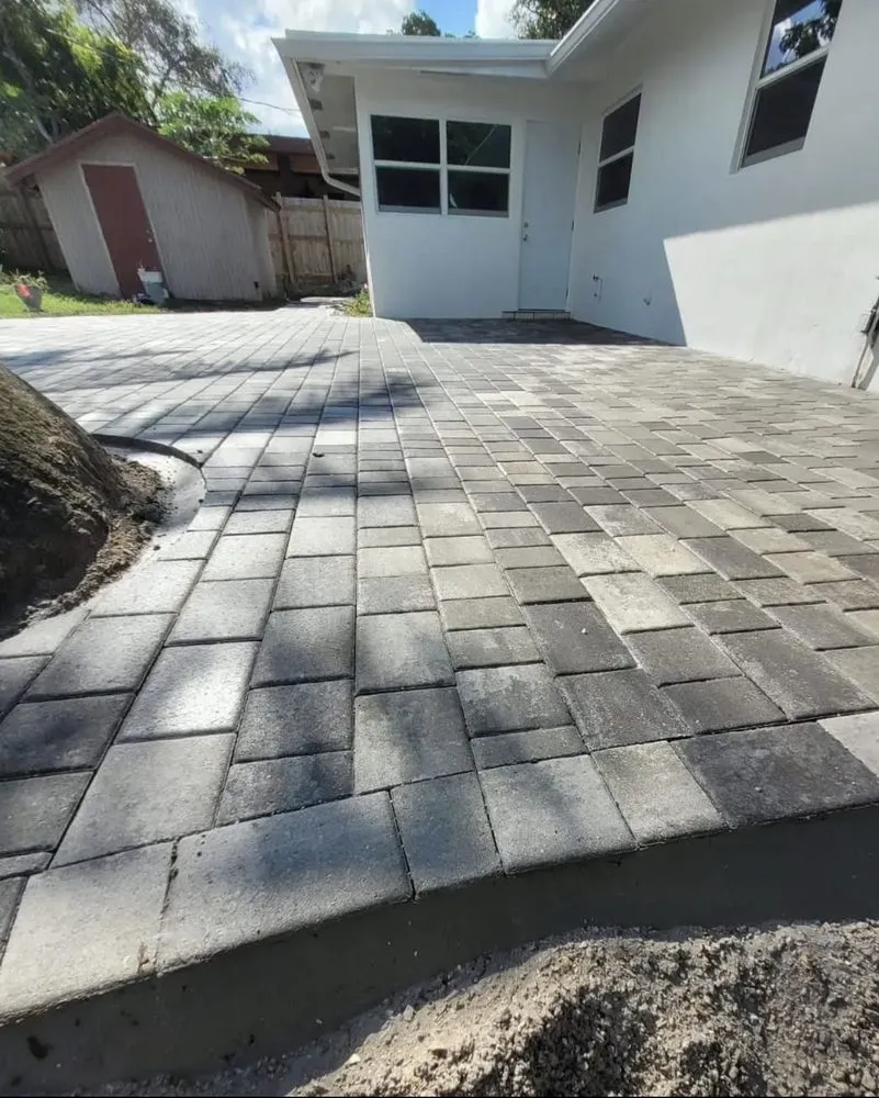 Expert residential landscaping in Houston, TX - Bezuz Lawn & Landscaping