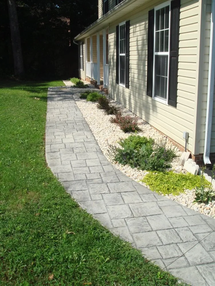 Top-rated landscape installation experts serving Hampstead, MD - B&G Concrete