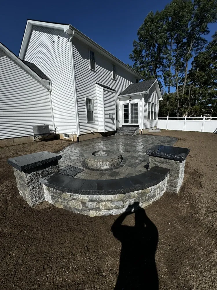 Trusted landscaping services experts serving Syracuse, NY - B&G Hardscapes