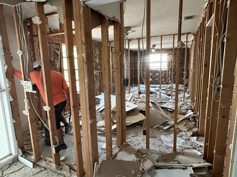 Local yard cleanup service experts serving Groveland, FL - BG Land Care