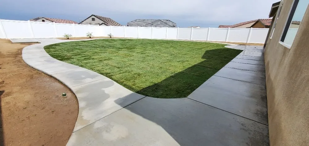 Professional lawn care service experts serving Bakersfield, CA - BG Landscape Services