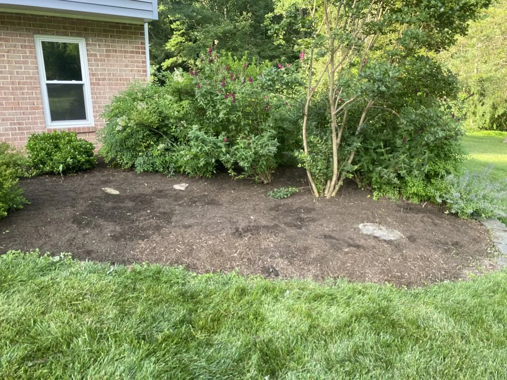 Custom lawn mowing service with custom design across Falls Church, VA - B&G Landscaping