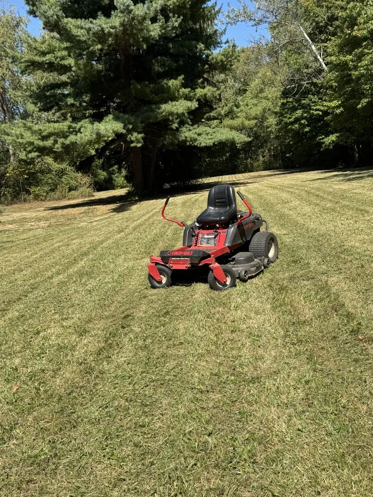 Top-rated yard cleanup service near you in Akron, OH by B&G Lawn Maintenance