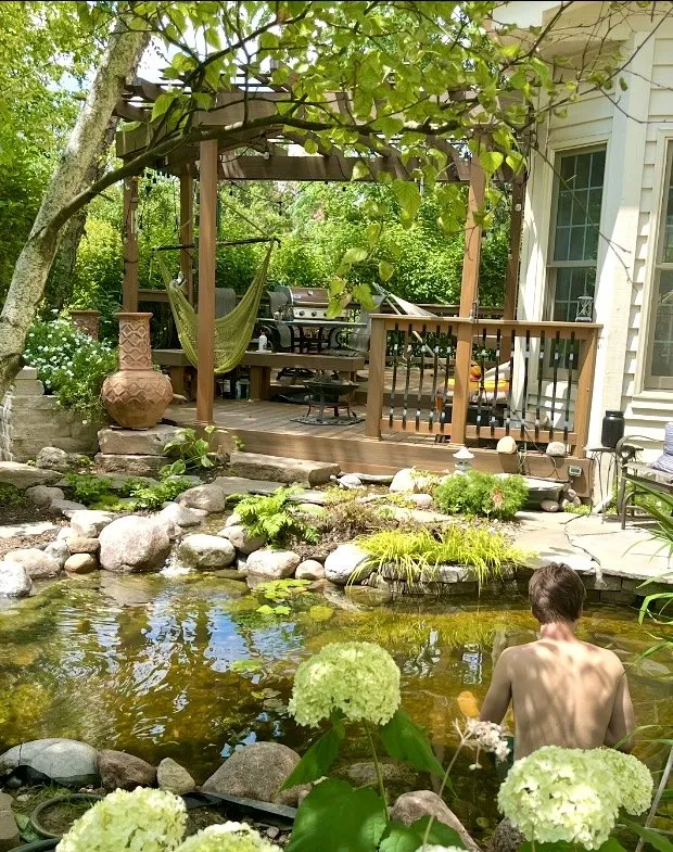 Custom yard maintenance in West Chicago, IL by BGZ Custom Homes