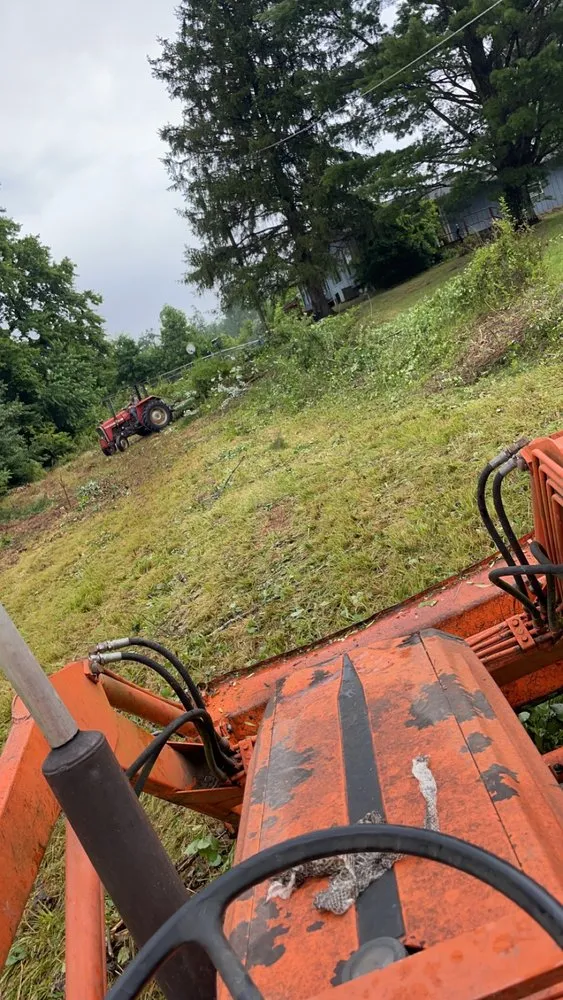 Custom garden landscaping for homes in Martinsville, VA by B&H Enterprise