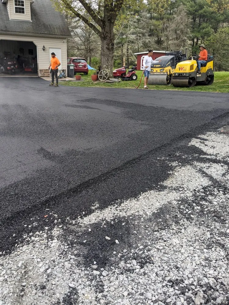 Local garden landscaping experts serving Wind Gap, PA - BH Paving