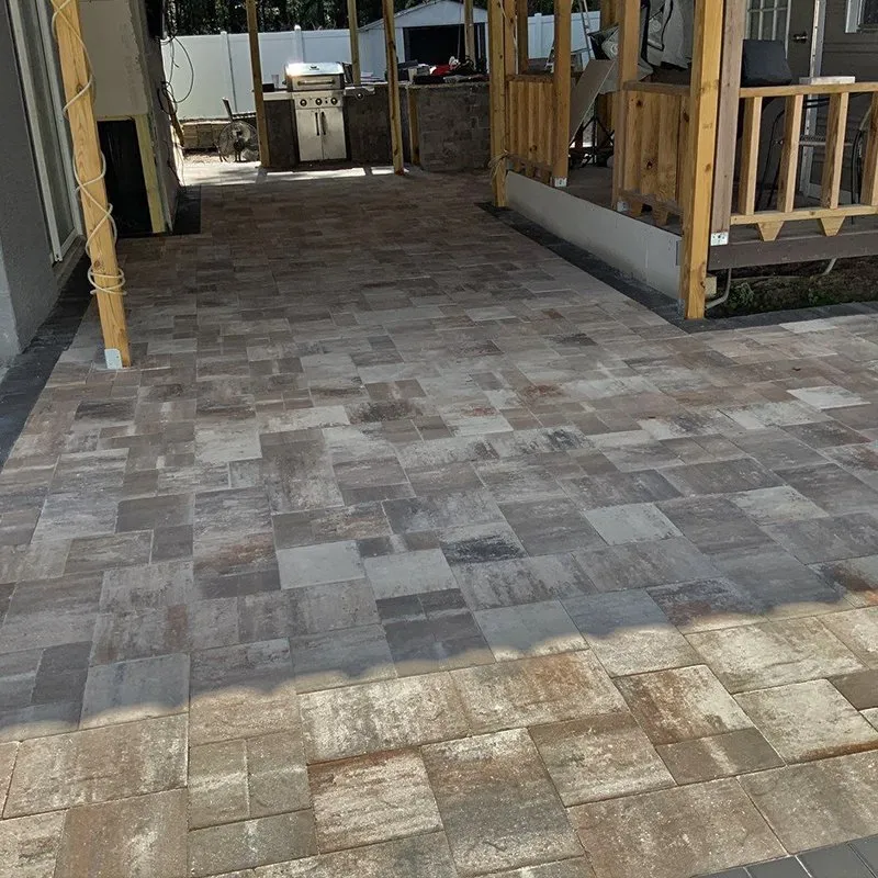 Custom lawn mowing service in Gainesville, FL by Bhild