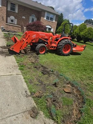 Bhm Contractors Logo