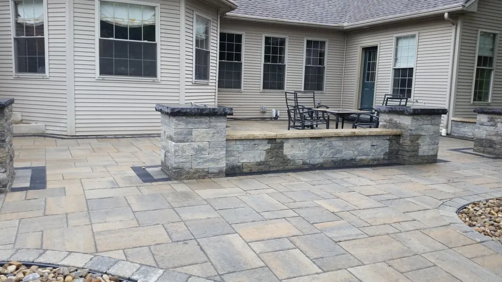 Professional yard maintenance in Akron, OH - BHW Landscape Construction