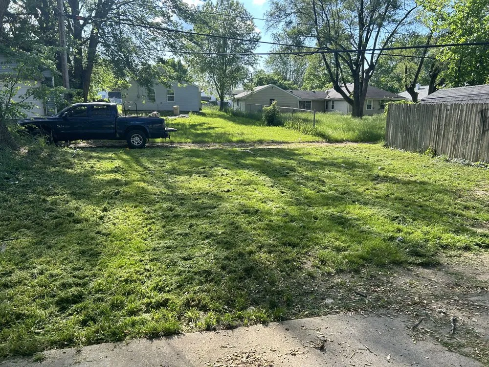 Reliable lawn care service in South Bend, IN by BI Lawn Care