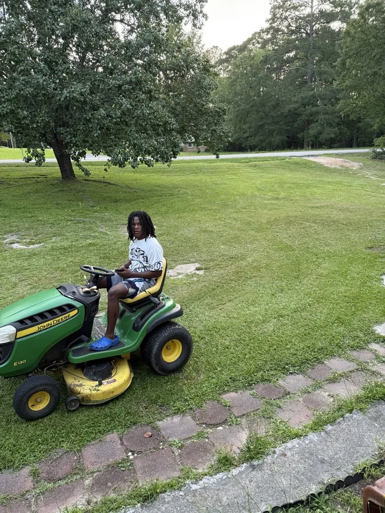 Reliable lawn mowing service experts serving Johnston, SC - Bibkins Landscaping