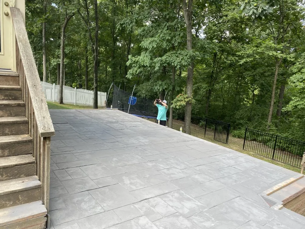 Reliable lawn mowing service for beautiful yards in Festus, MO by BID Concrete And Landscaping