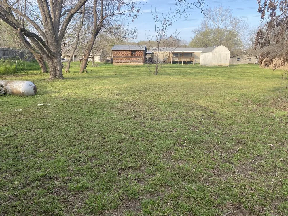 Reliable yard maintenance experts serving Maxwell, TX - Biff