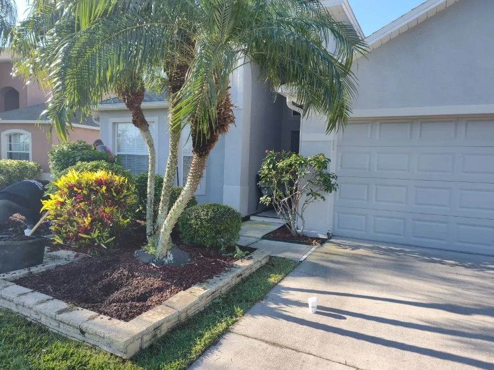 Top-rated lawn mowing service for homes across West Melbourne, FL - Big 3 Lawn Care