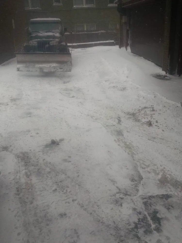 Custom lawn care service for beautiful yards in Pepper Pike, OH by Big Bear Landscaping