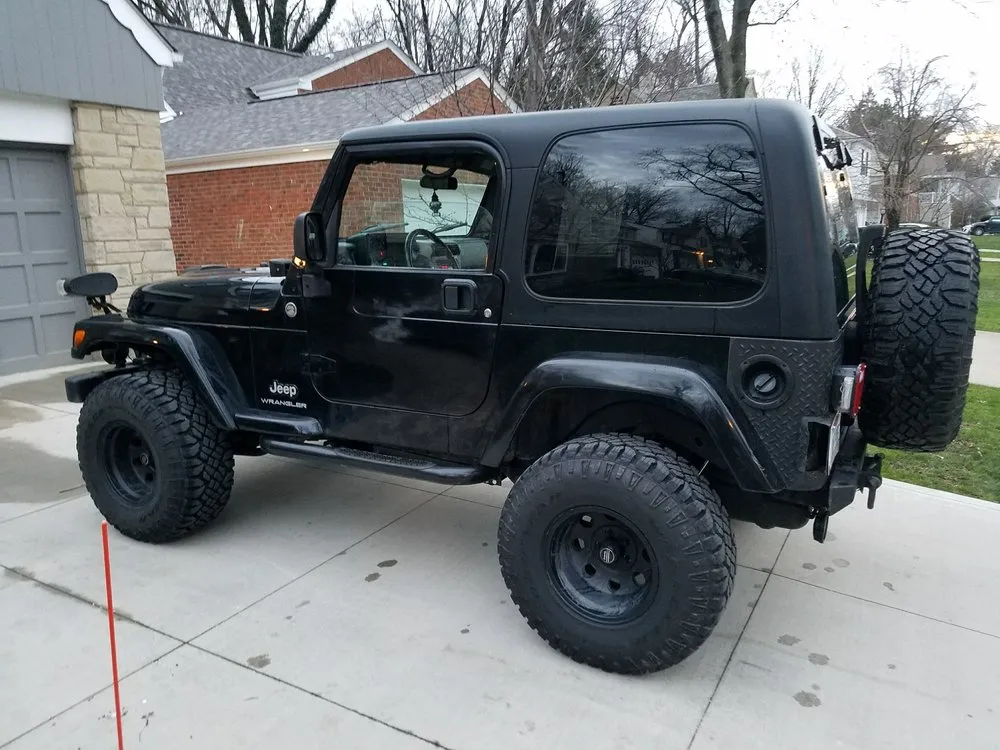 Local lawn mowing service for residential properties in Pepper Pike, OH by Big Bear Landscaping