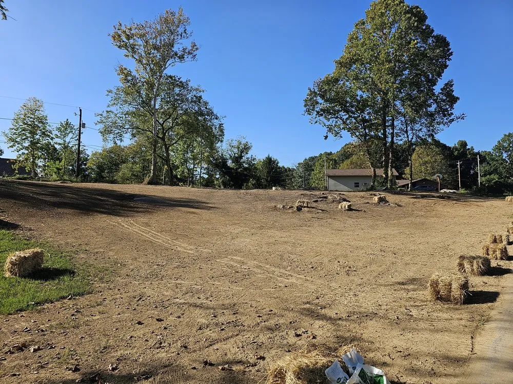 Local outdoor landscaping for homes in Kingsport, TN by Big Ben Enterprise