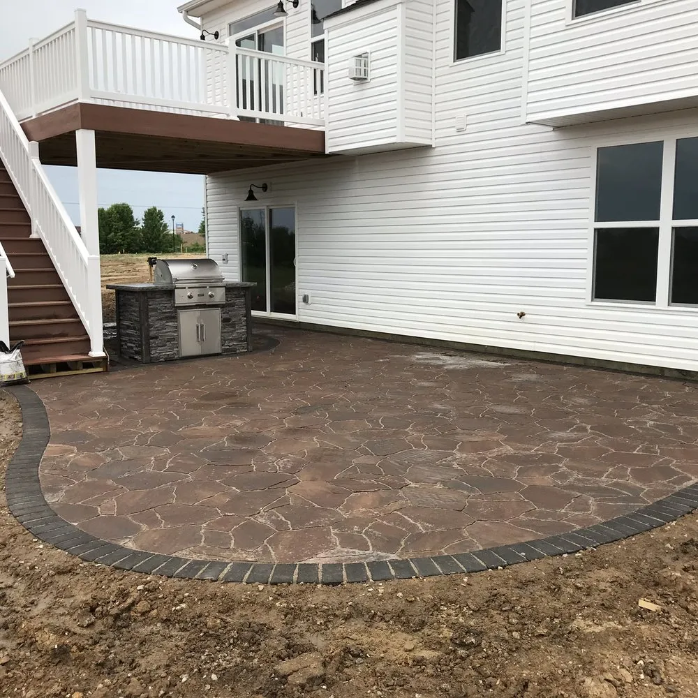 Local outdoor landscaping experts serving Kirkwood, MO - Big Bend Landscaping