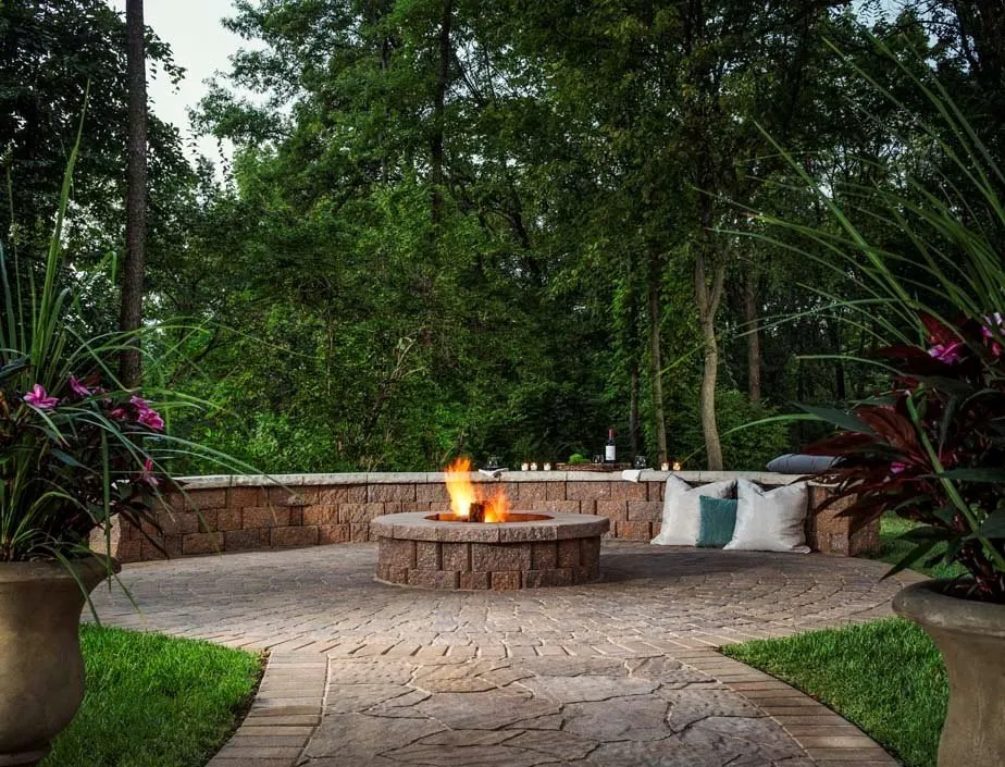Professional residential landscaping experts serving Kirkwood, MO - Big Bend Landscaping