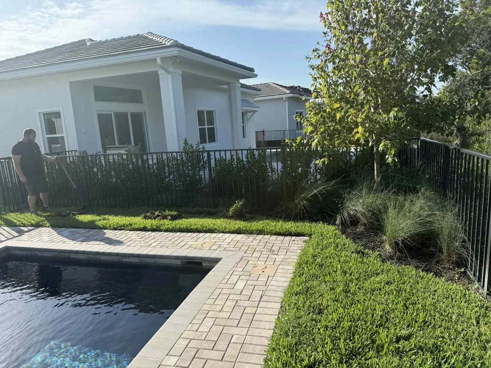 Reliable residential landscaping for beautiful yards in Jupiter, FL by Big Boy Landscaping and Iguana Management