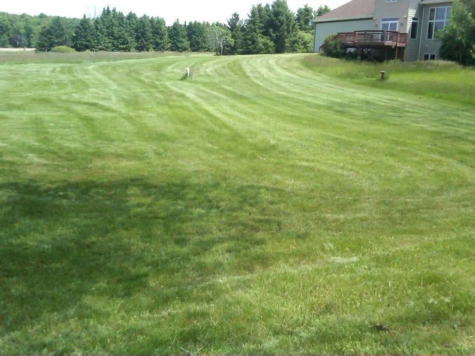 Professional garden landscaping in Seymour, WI - Big Boys Landscape & Snow Services