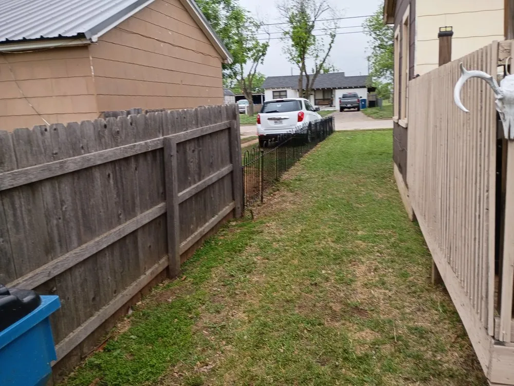 Affordable lawn mowing service with custom design across Sweetwater, TX - Big Bro's Lawn Care