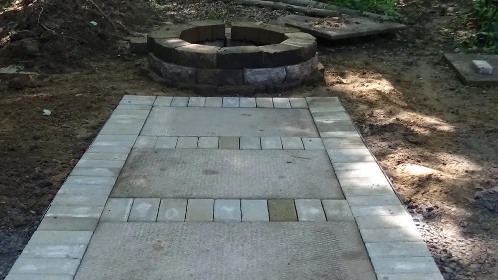 Custom residential landscaping for homes in Baldwinsville, NY by Big C Services