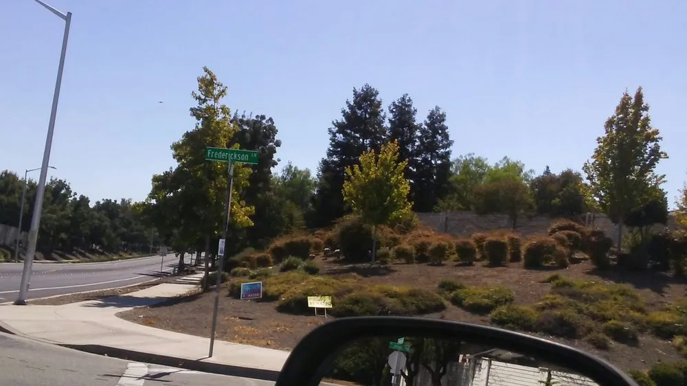 Top-rated lawn mowing service for residential properties across Oakley, CA - Big Cheq Services