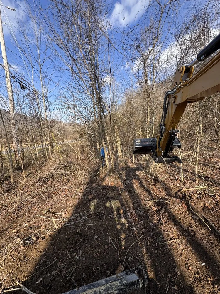 Local lawn care service in Barbourville, KY - Big Country Hauling and Dirt Work