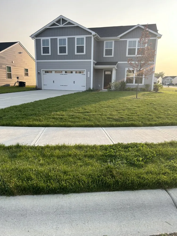 Professional garden landscaping in Indianapolis, IN - Big Country Lawn Care