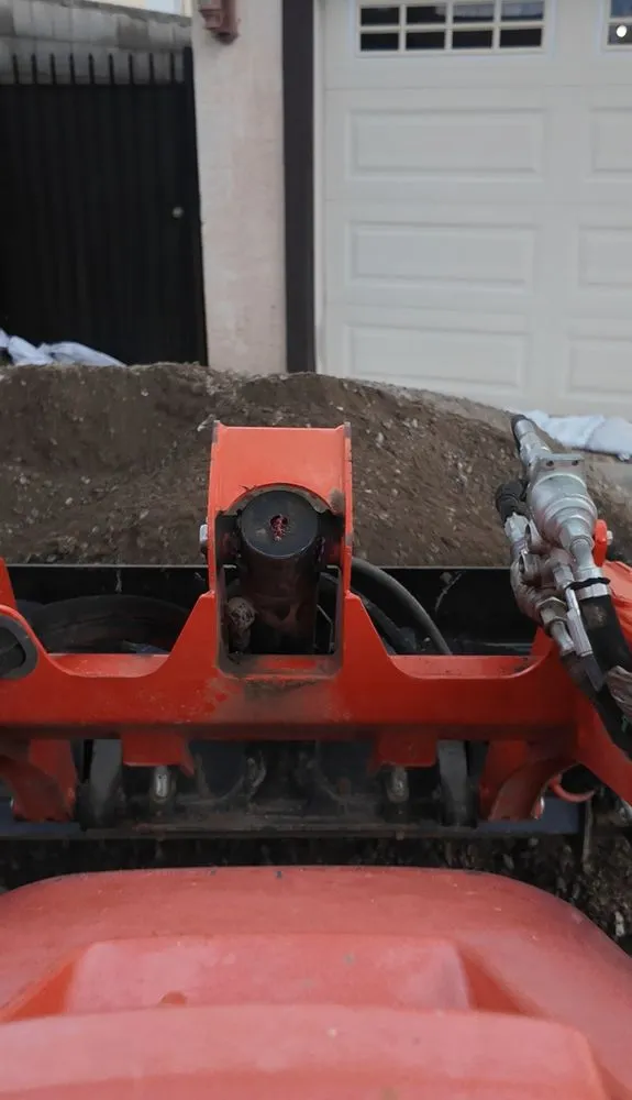 Custom landscaping services in North hills, CA - Big Country Roll Off and Landscape