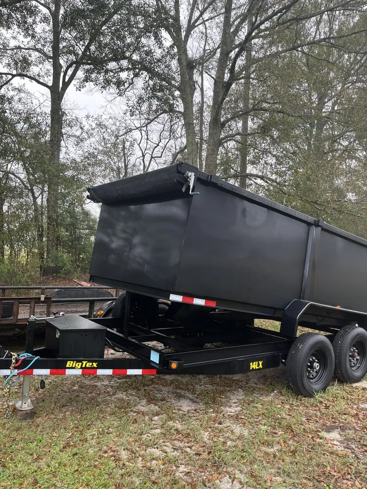 Expert lawn mowing service experts serving Hammond, LA - Big Daddy’s Lawn Care & Junk Removal