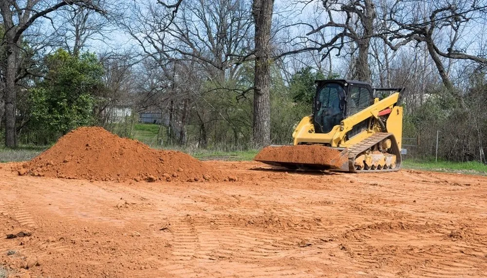 Expert yard maintenance in Haslet, TX - Big Digs. Big Dumps