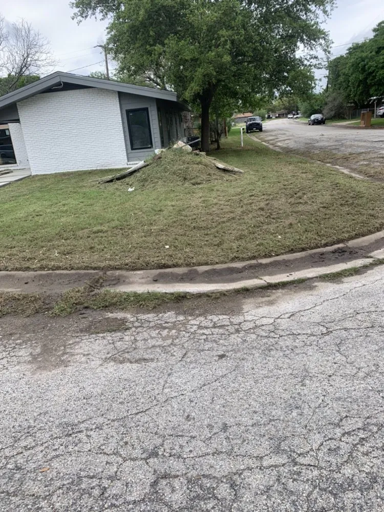 Custom outdoor landscaping in Inez, TX by Big Dog Lawn and Landscaping