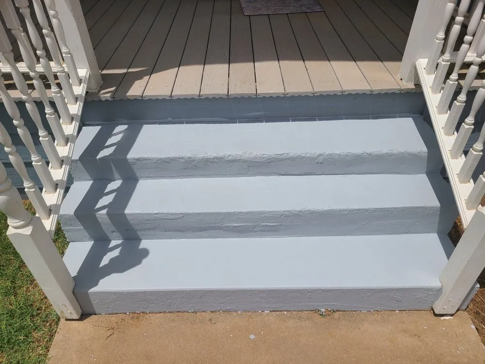 Custom lawn mowing service for beautiful yards across Snyder, TX - Big Dog Quality Services