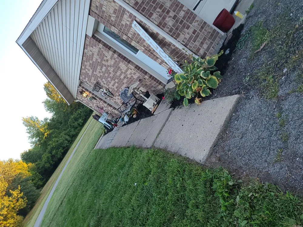 Expert garden landscaping near you in Lima, OH by Big dogs lawn care