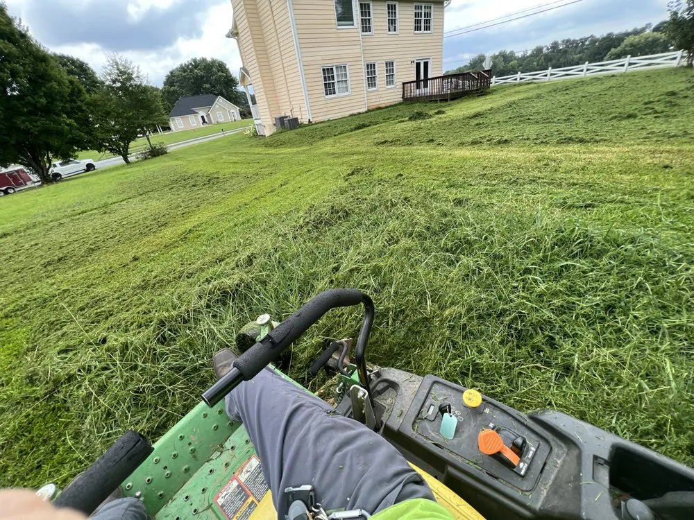 Affordable yard cleanup service for year-round maintenance across Cartersville, GA - Big Dom's Gutters