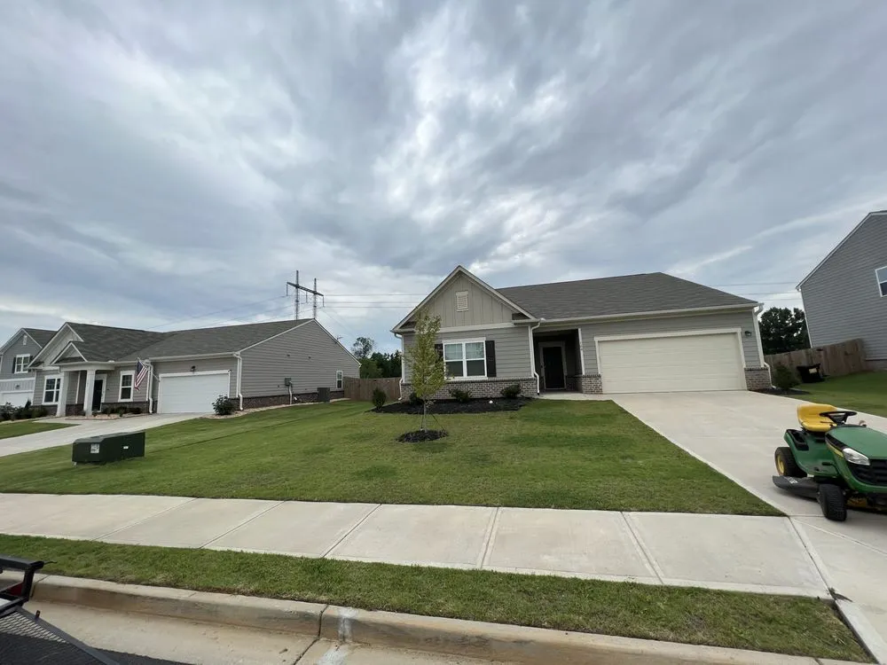 Custom yard maintenance in Cartersville, GA - Big Dom's Gutters