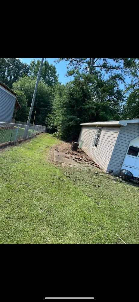 Trusted yard maintenance for year-round maintenance across Greenville, SC - Big Drew & Sue’s Landscaping