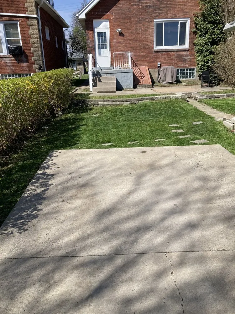 Expert residential landscaping for year-round maintenance in Pittsburgh, PA by Big Ed’s Lawncare