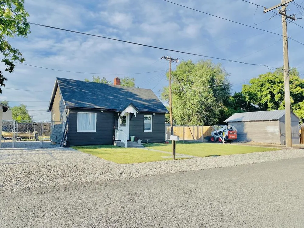 Local landscape design in Mountain Home, ID - Big E's Services