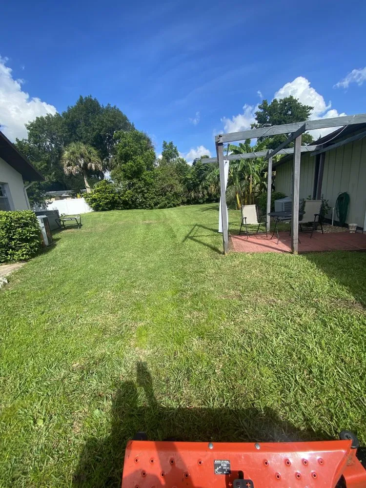 Top-rated yard maintenance experts serving Palm Coast, FL - Big Fins Lawn Care