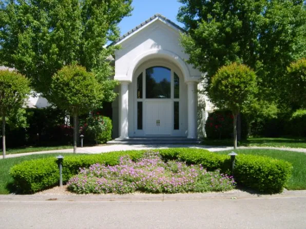 Expert outdoor landscaping with custom design across El Dorado Hills, CA - Big Green Landscaping