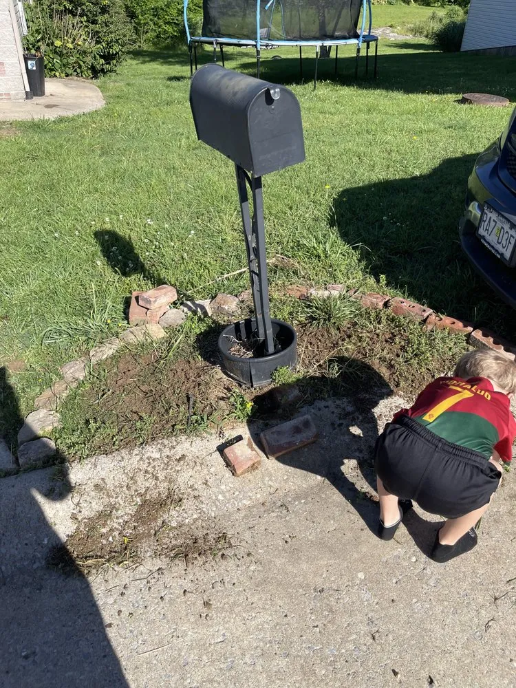 Affordable residential landscaping with custom design in Jackson, MO by Big Green Lawn Care