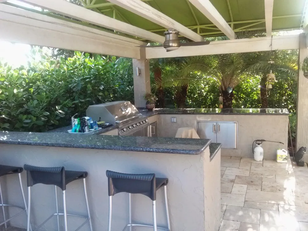 Trusted yard cleanup service in Miami, FL - Big Green Men Landscaping & Artificial Grass