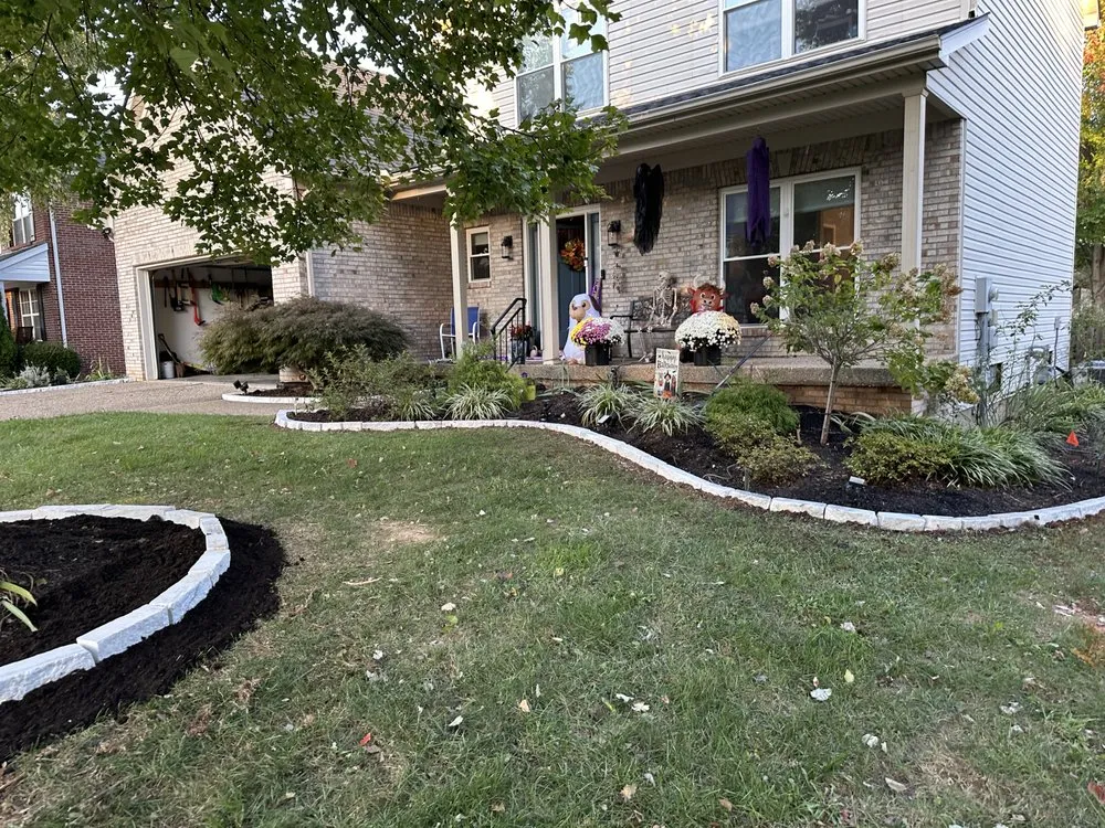 Custom landscaping services experts serving Louisville, KY - Big Guys Professional Services