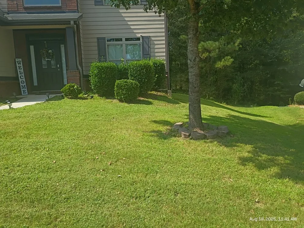 Affordable garden landscaping in Loganville, GA by Big Ham Mobile Handyman Services