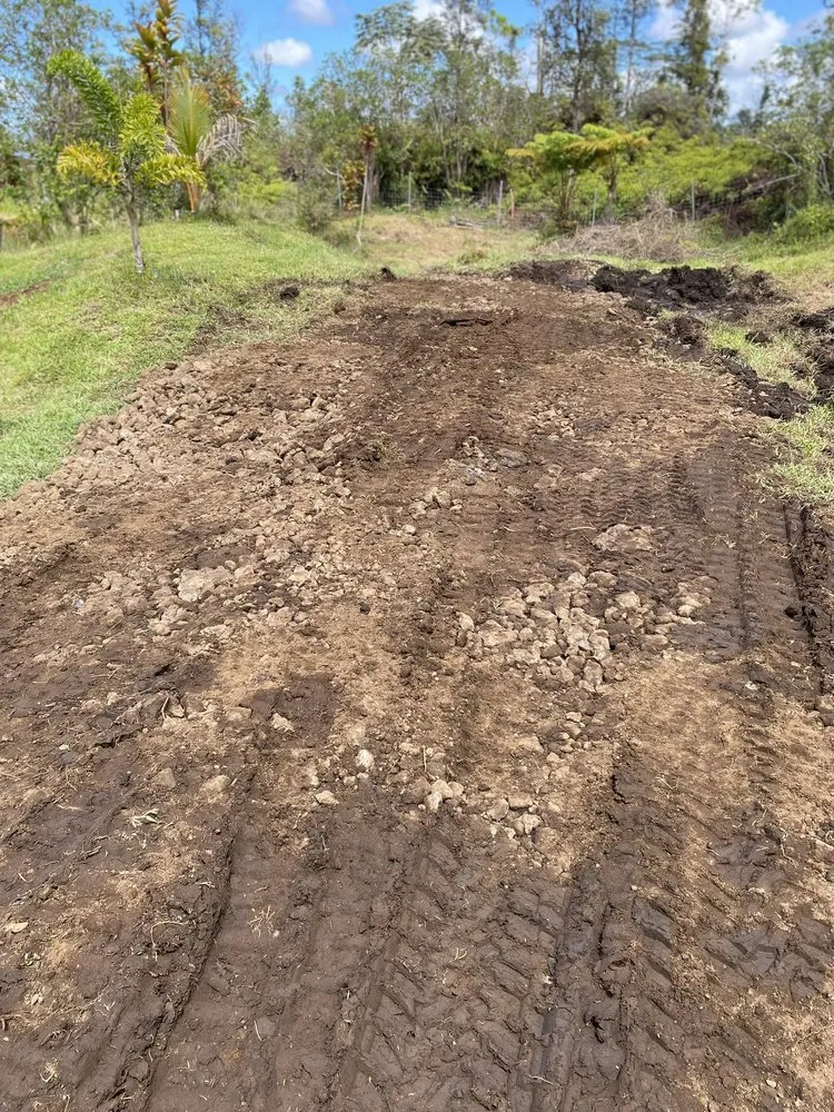 Trusted lawn care service experts serving Volcano, HI - Big Island Earthmovers